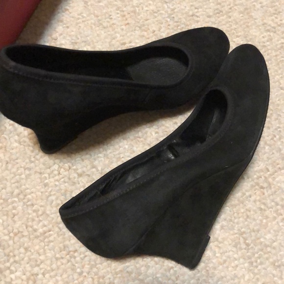 Van Eli Ultima black suede wedge - Picture 7 of 8